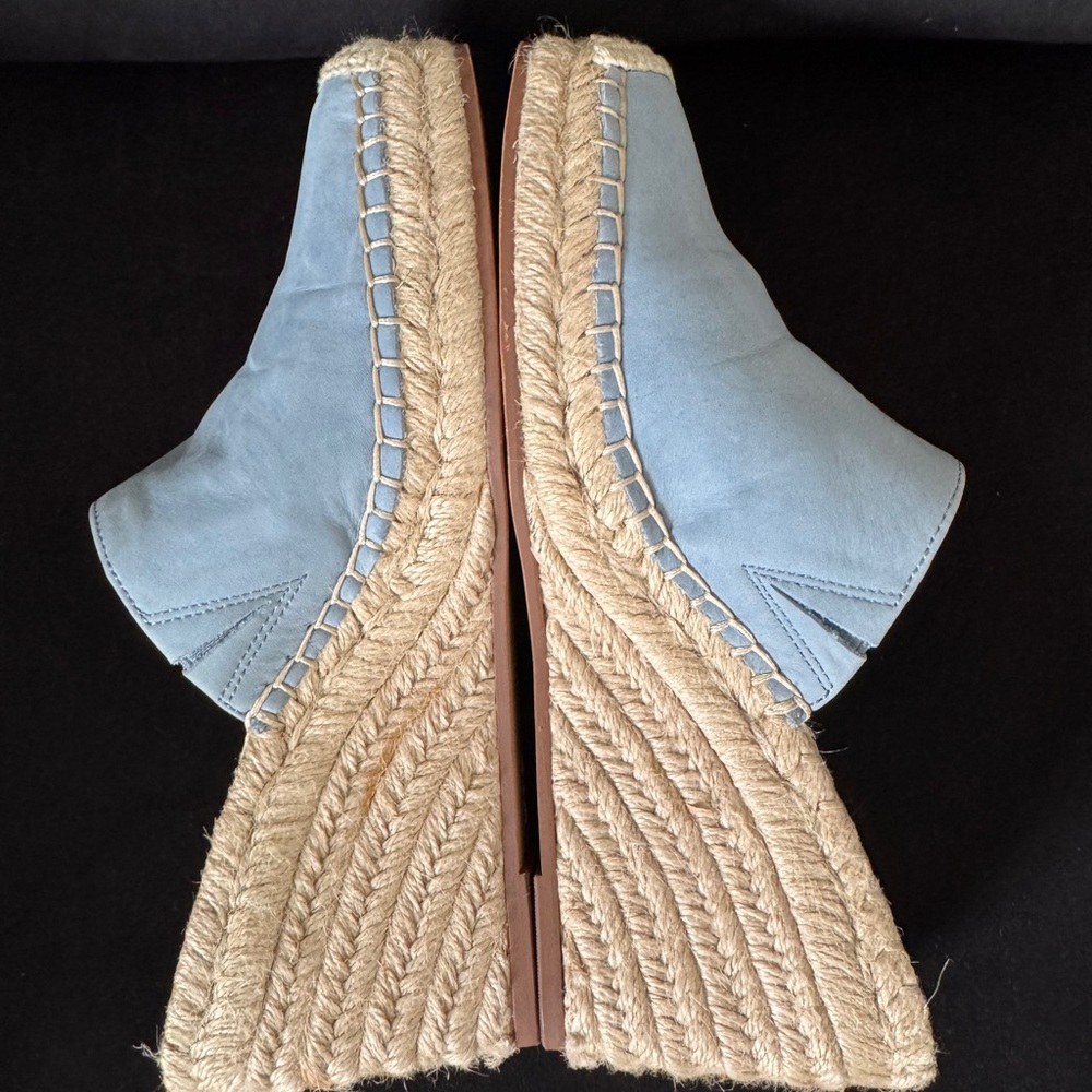 Vince Camuto Blue Mules Comfortable Slip-On Shoes - Picture 4 of 6